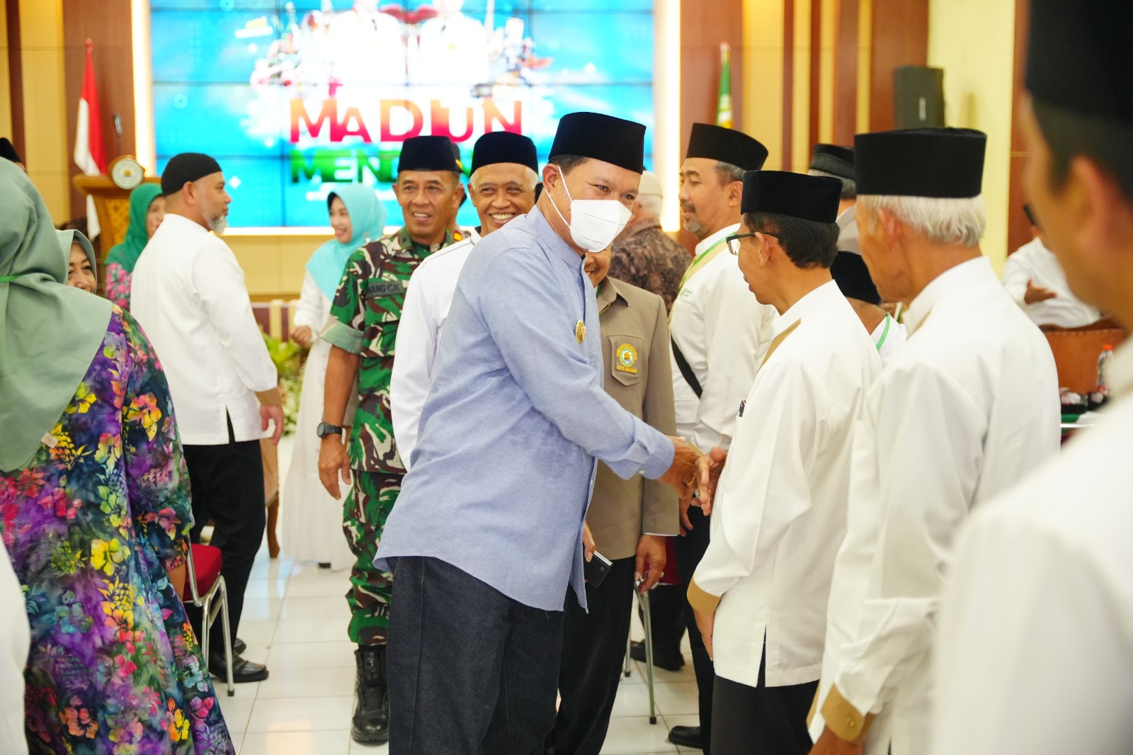 Wali Kota Maidi menghadiri musda PD DMI Kota Madiun. DMI diharapkan menjadi penyangga karakter dan moral umat. DISKOMINFO KOTA MADIUN