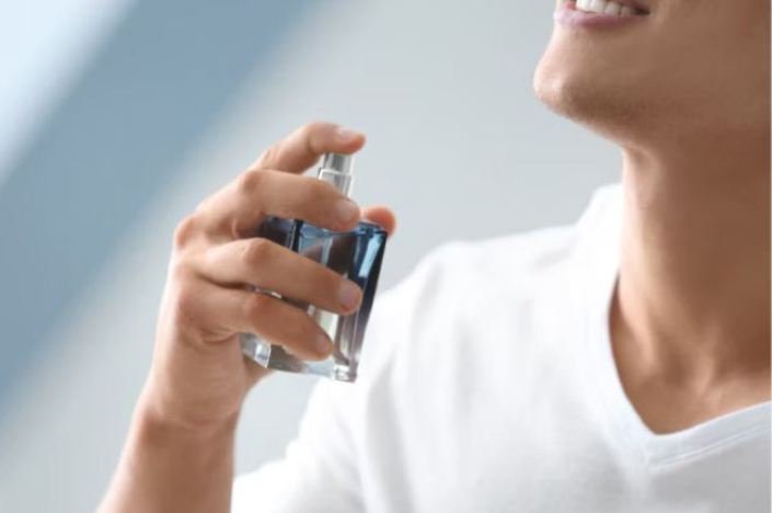 Ilustrasi rekomendasi parfum untuk kencan.