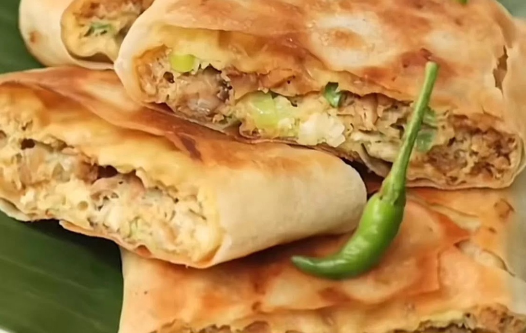 Resep martabak telur ayam kecap ala Chef Devina viral di TikTok.