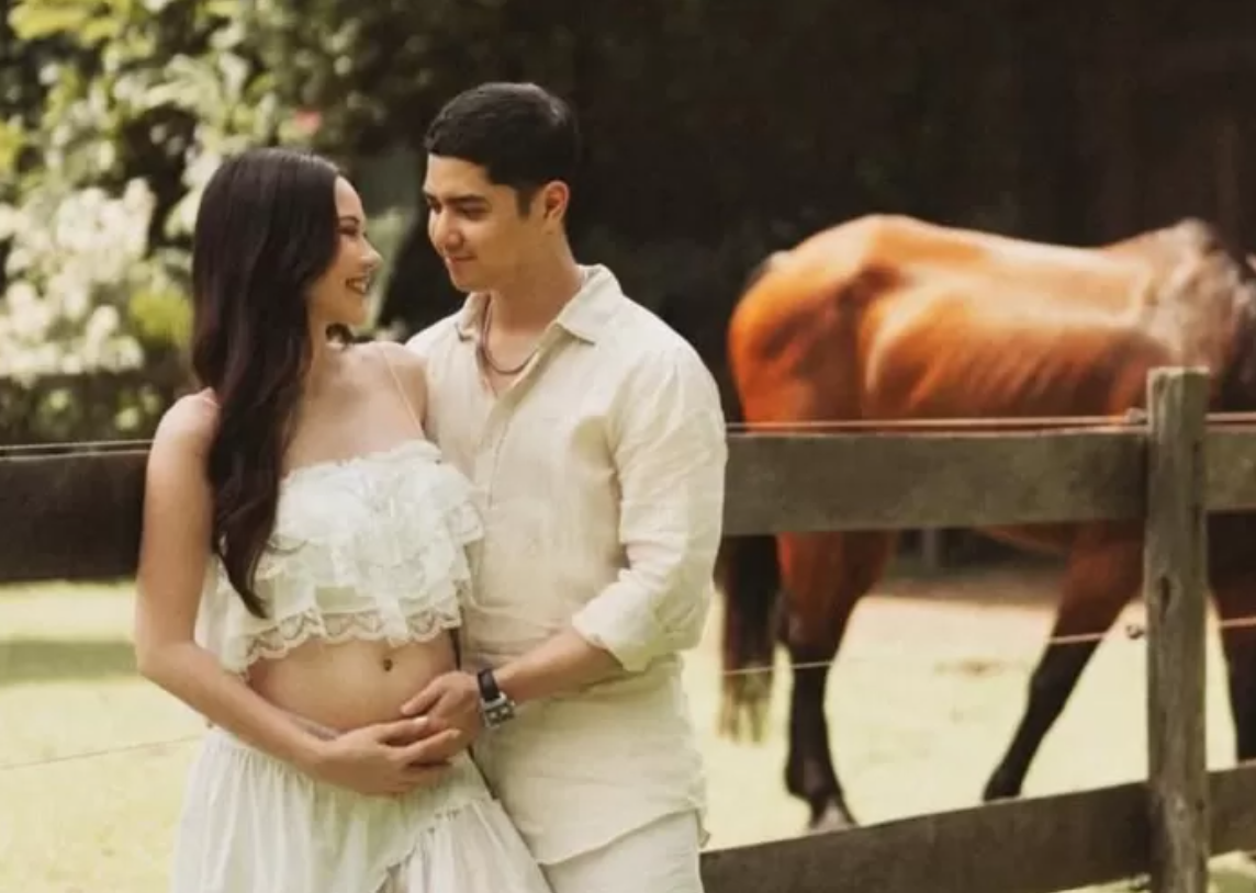 Alyssa Daguise dan Al Ghazali umumkan kehamilan anak pertama. 