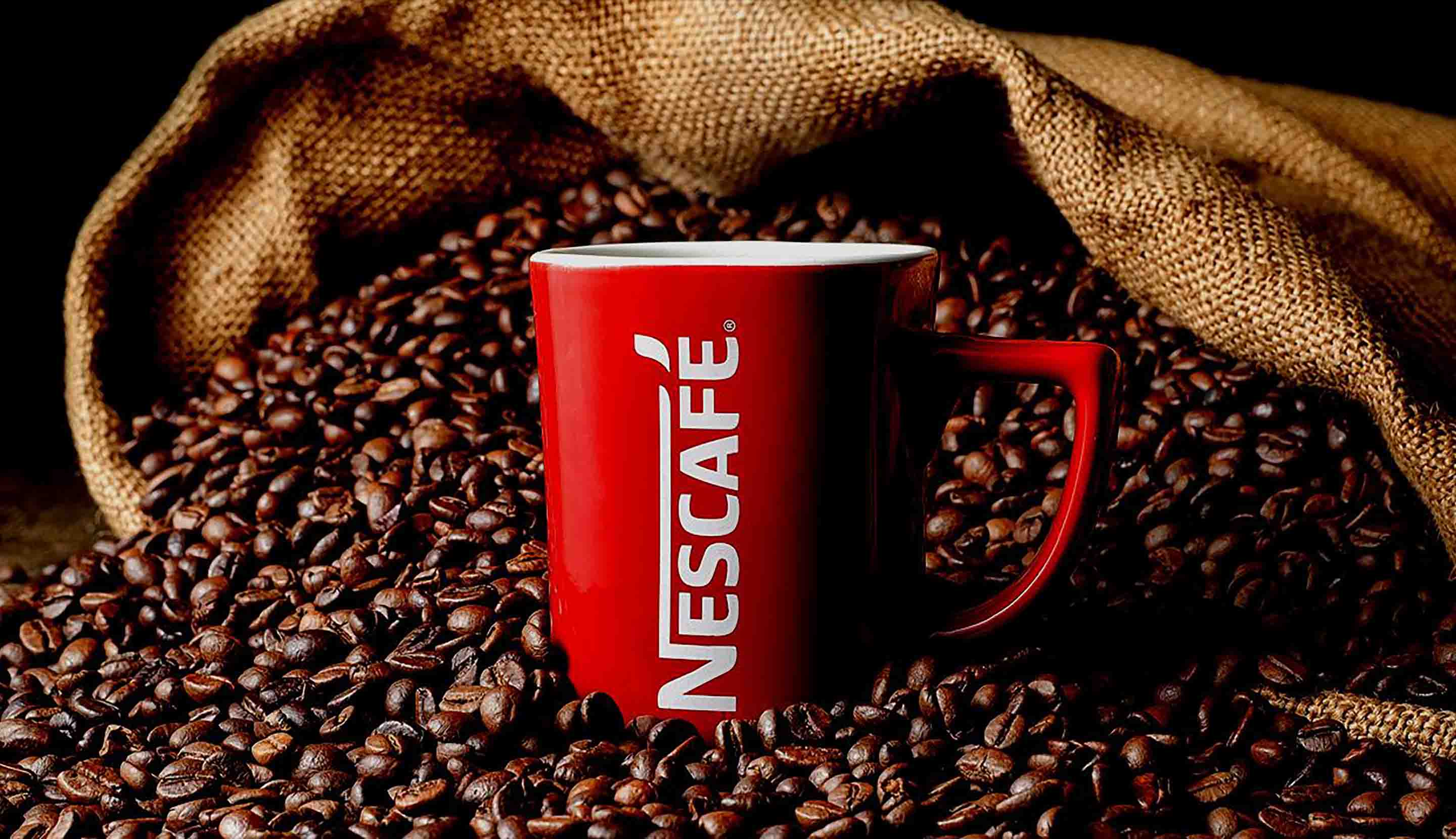 Kopi Nescafe dengan varian robusta dan arabica.