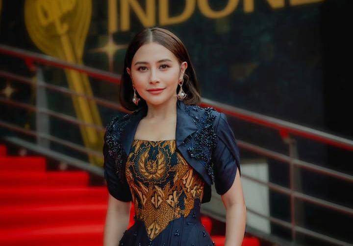 Prilly Latuconsina