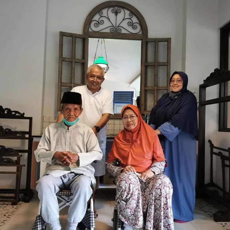 Drs. H. Soegijo Saputro pengusul Hari Kesehatan Nasional, meninggal dunia pada 24 November 2025.