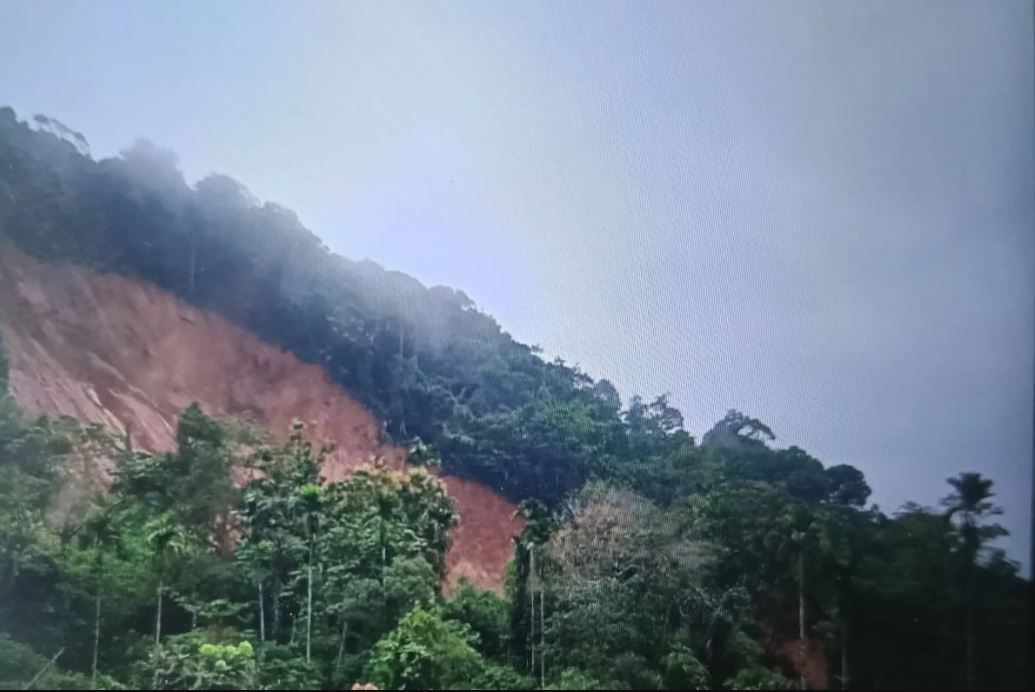 Bencana longsor kembali mengguncang Kabupaten Pasaman Barat, Sumatera Barat.