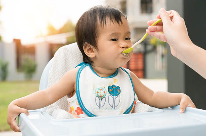 Ilustrasi bayi mpasi