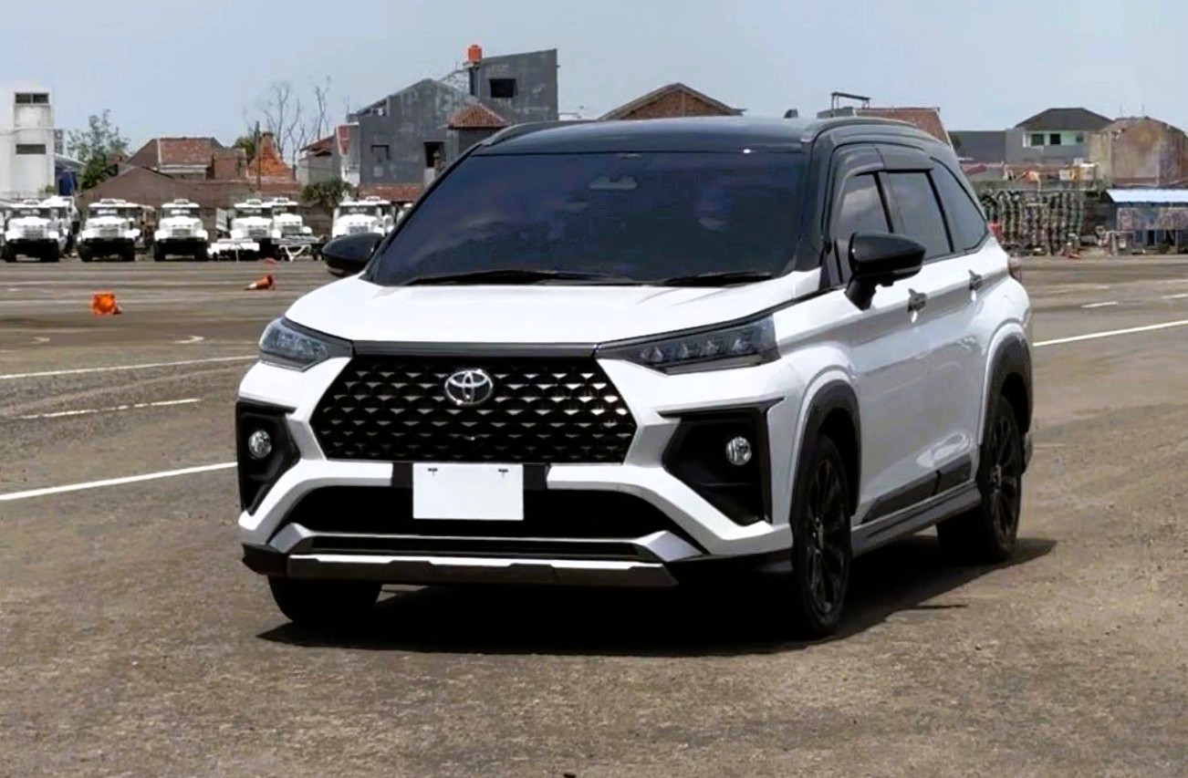 Toyota Veloz Hybrid 2025.
