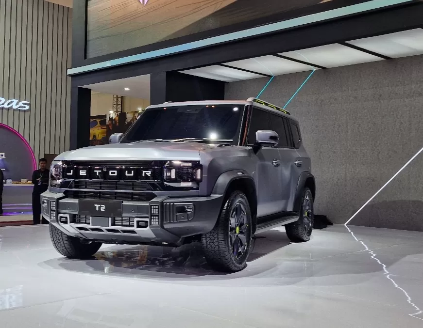 Jetour T2 tampil perdana di GJAW 2025 dengan desain macho.