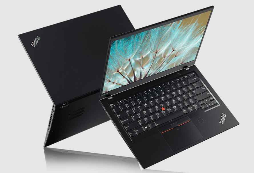 Ilustrasi laptop untuk programmer.