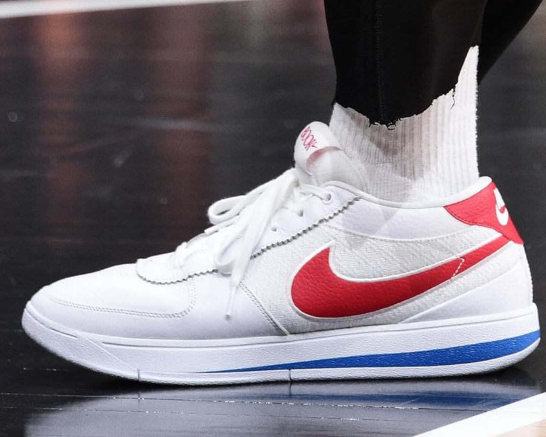 Nike Book 1 makin populer di Indonesia.