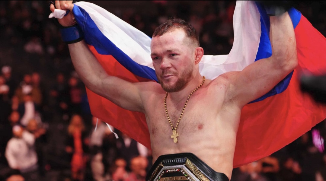 Petr Yan rebut sabuk bantam UFC 323 usai mengalahkan Merab Dvalishvili.