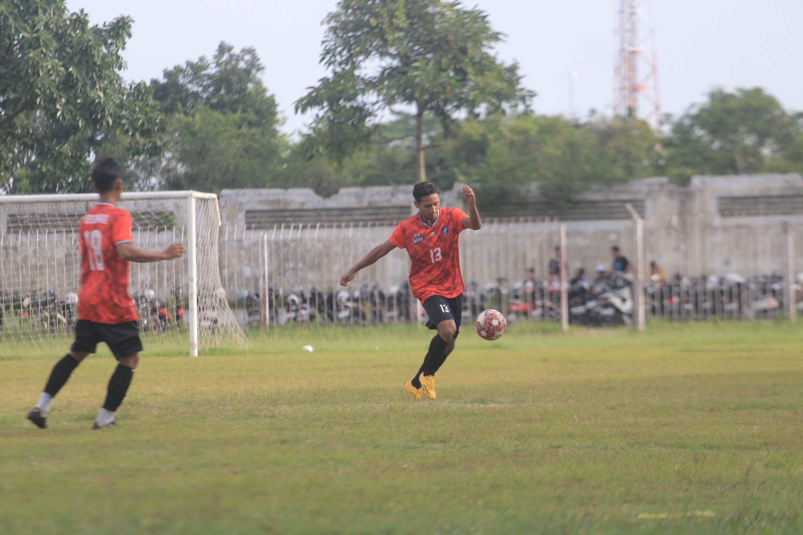 Persemag mengakhiri uji cobanya jelang menghadapi Liga 4 Piala Gubernur Jatim dengan hasil negatif. AJI PUTRA/JAWA POS RADAR MAGETAN