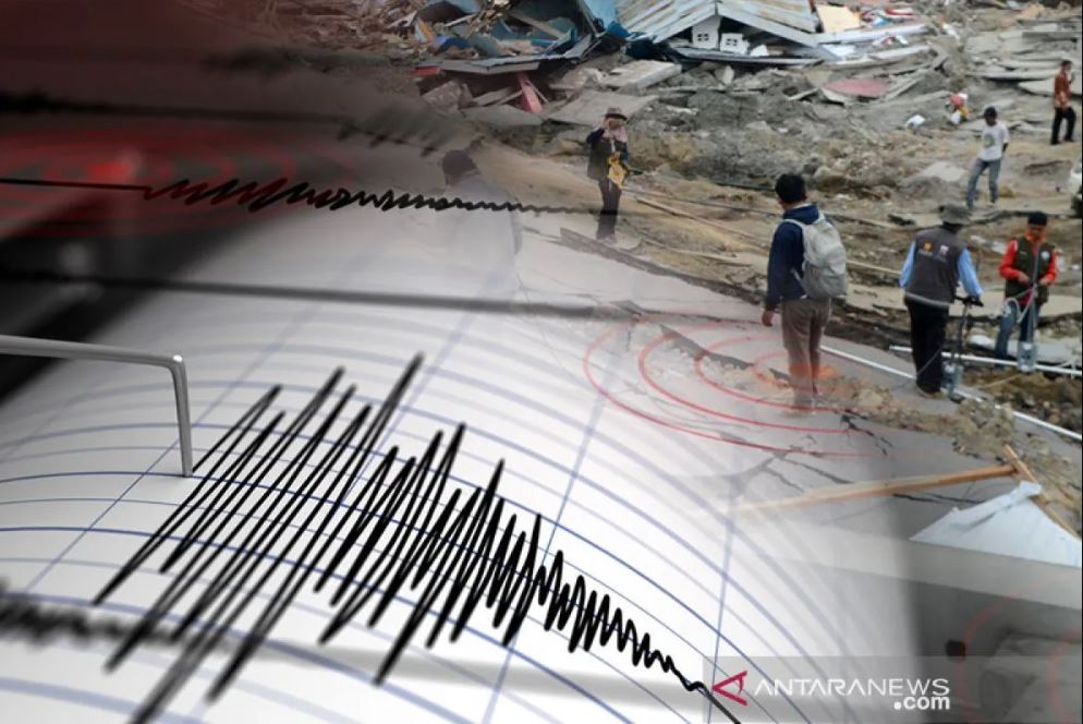 Gempa M 7,5 mengguncang timur laut Jepang dan melukai 30 orang.