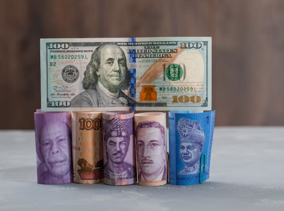 Ilustrasi nilai tukar atau kurs rupiah ke mata uang asing seperti dolar.
