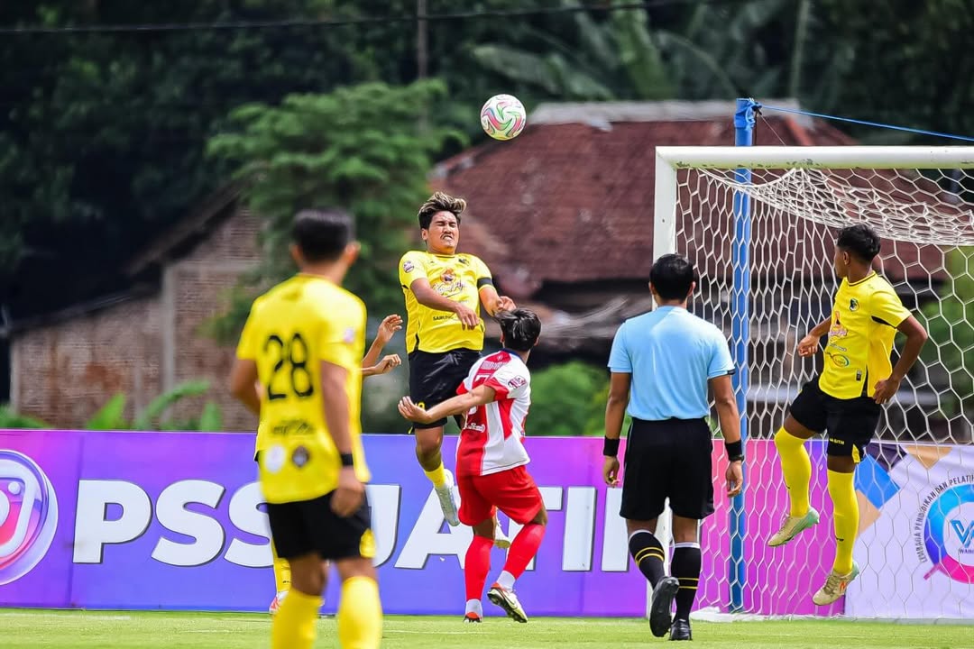 Skuad PSM Madiun menjalani persiapan terakhir sebelum menghadapi Pare FC pada laga krusial di Gelora Bung Sumardji, Nganjuk. FOTO: PSM MADIUN OFFICIAL