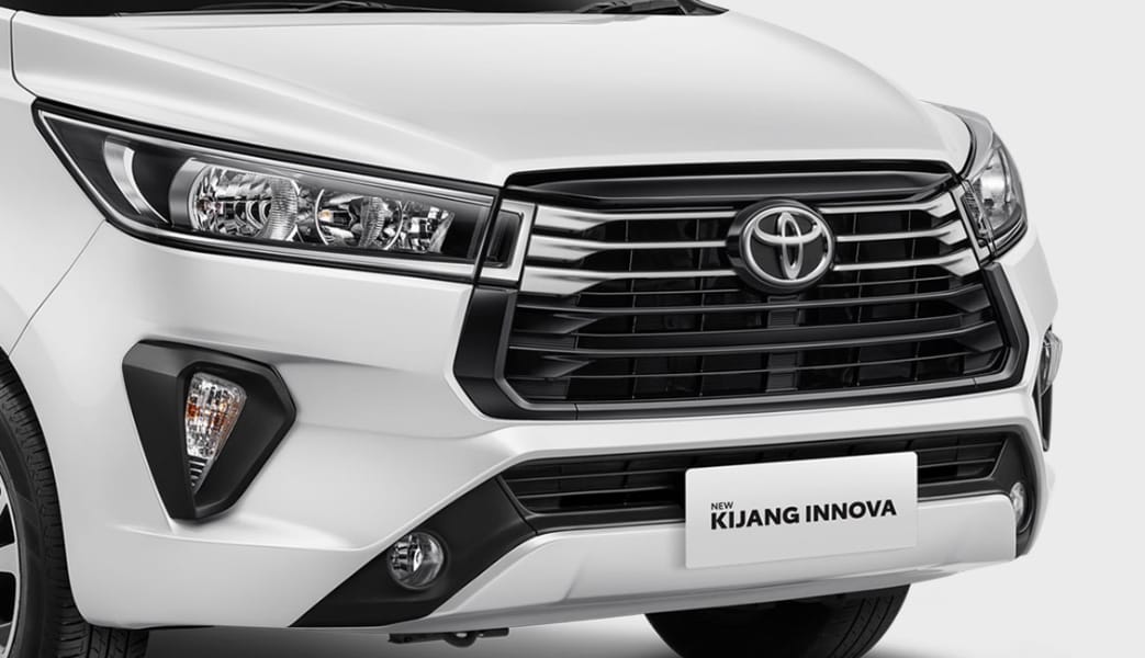 Toyota Innova Reborn 2025.