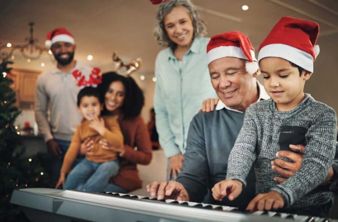 Lagu Natal terbaik yang wajib masuk playlist kamu, dari yang klasik sampai yang paling kekinian.
