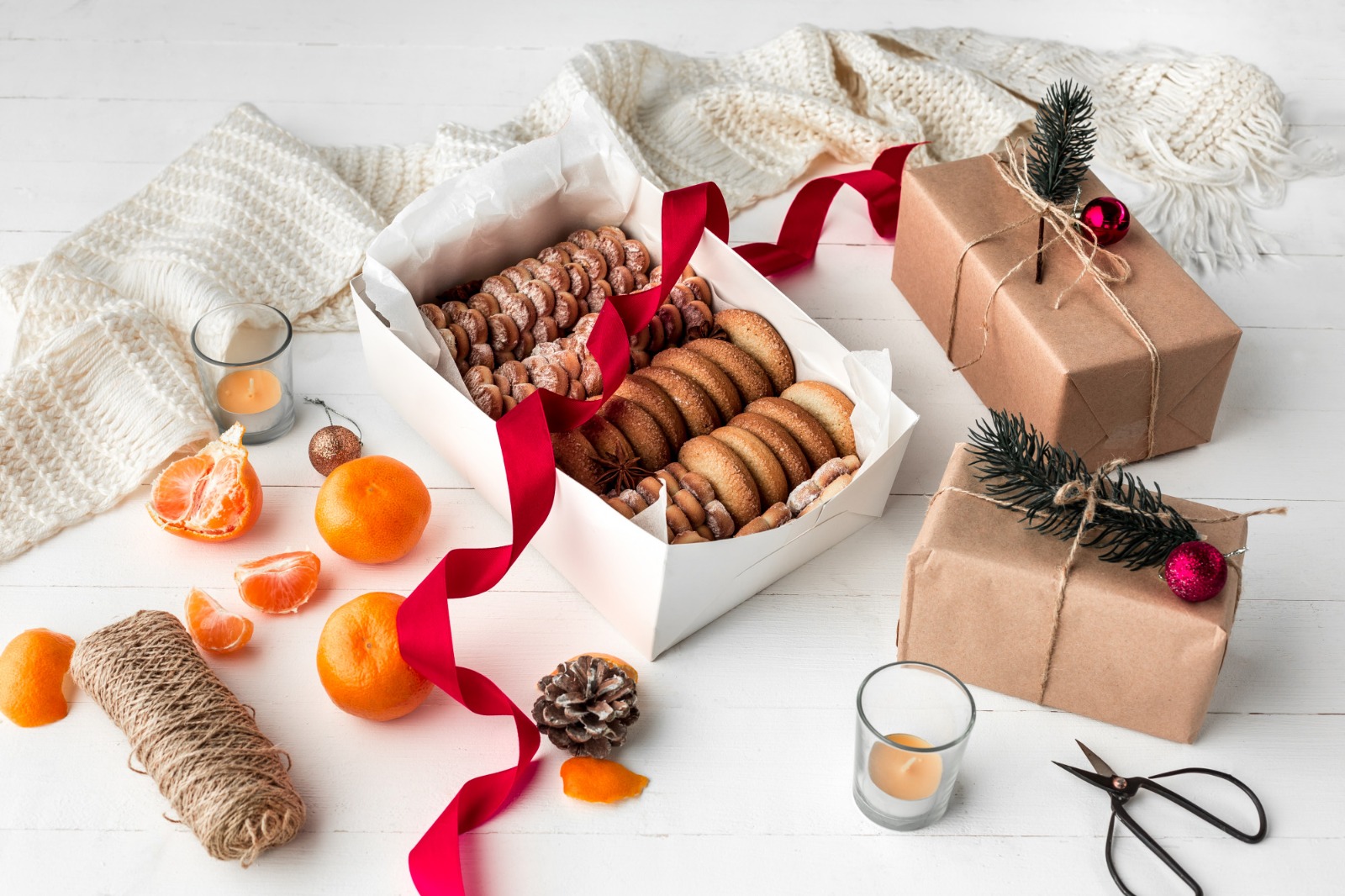 Ide hampers Natal 2025 yang elegan, bermanfaat, dan penuh kesan.