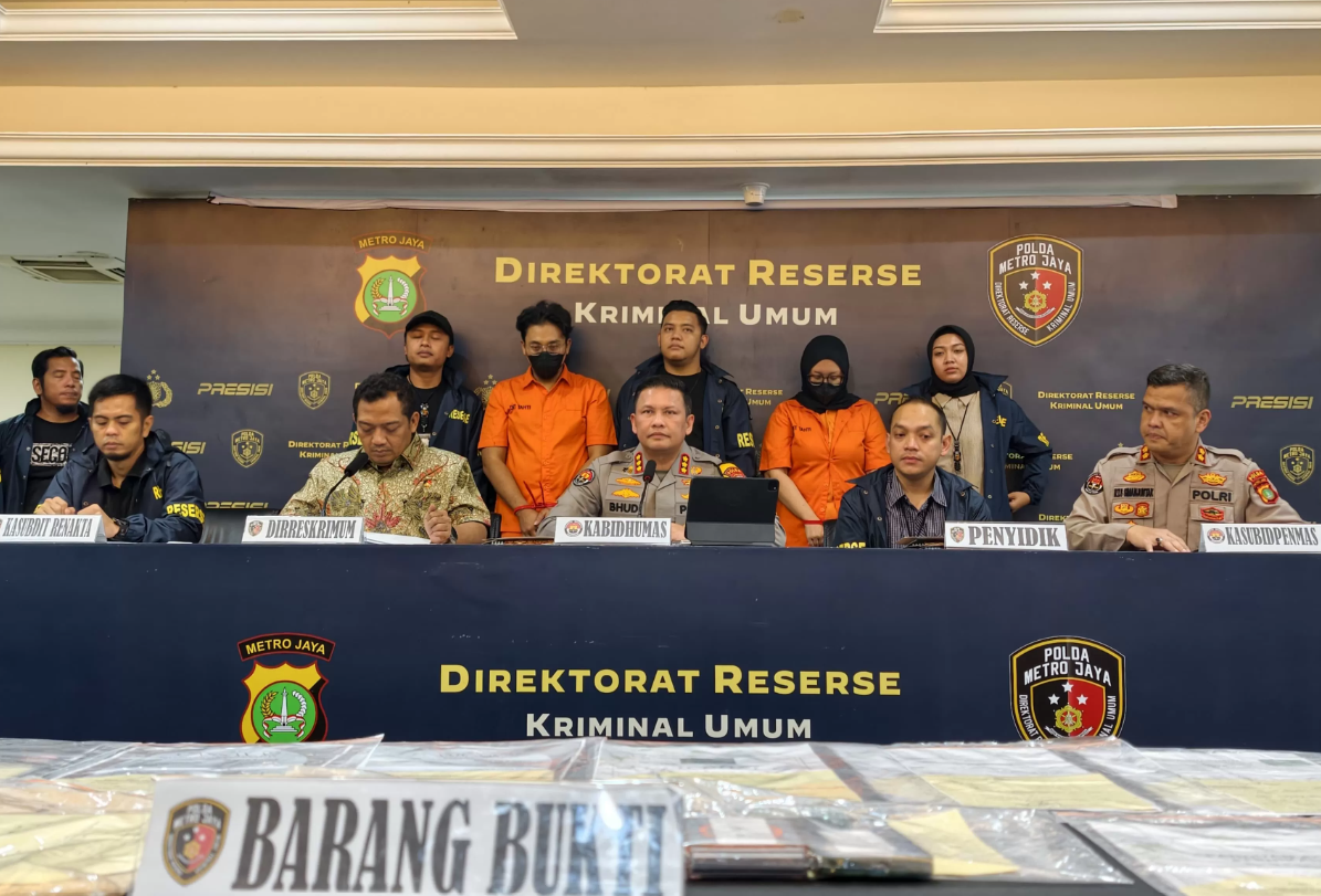 Polda Metro Jaya mengungkap kasus penipuan oleh Wedding Organizer (WO) Ayu Puspita.