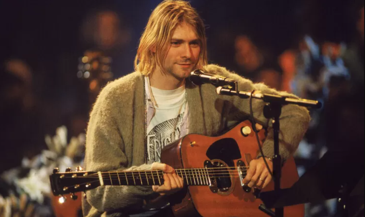 Gitar terakhir Kurt Cobain di MTV Unplugged kini jadi artefak musik termahal dan warisan abadi rock dunia.
