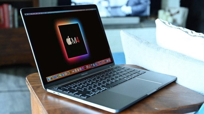 Ilustrasi MacBook lemot karena RAM penuh.
