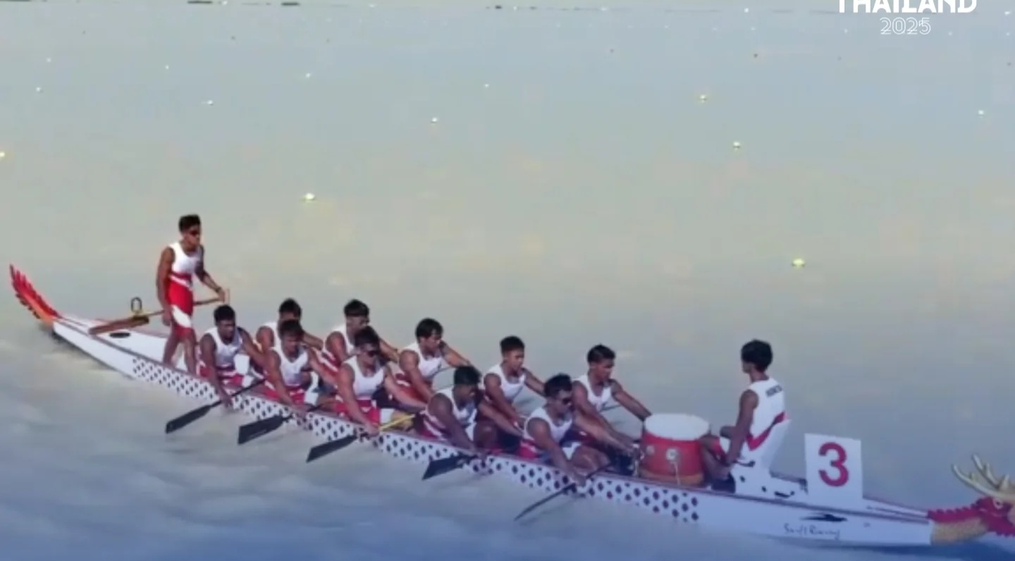 Perahu naga small boat 200 m putra sumbang emas.