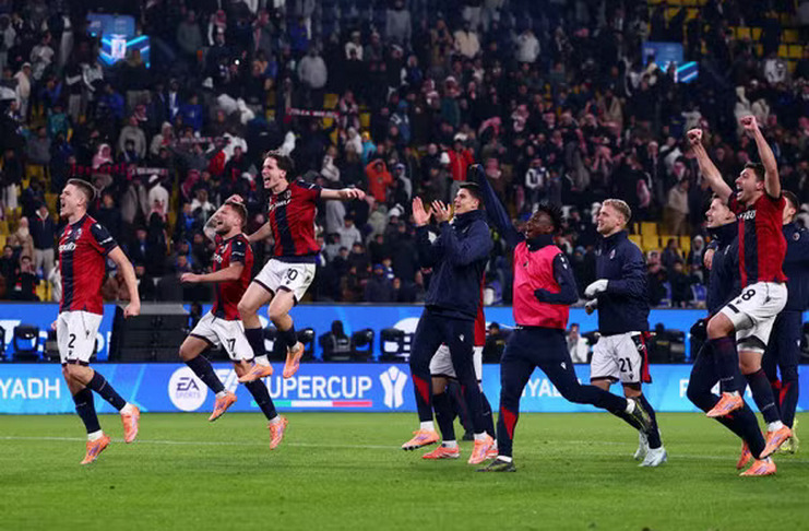 Bologna menyingkirkan Inter di Semifinal Supercoppa Italia.