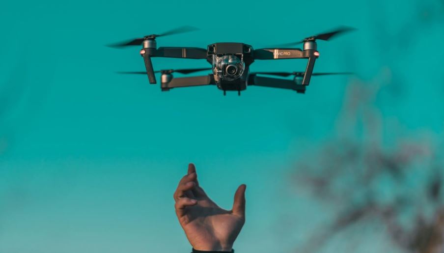 Ilustrasi drone untuk pemula.