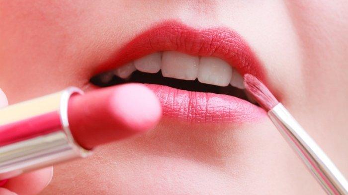 Ilustrasi lipstik Wardah untuk anak sekolah dan kuliah.