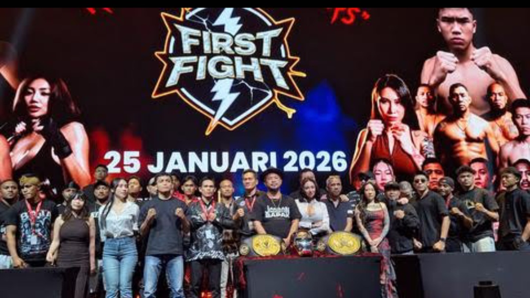 First Fight II digelar 25 Januari 2026 di Jakarta. Ada duel MMA 1 vs 3, 19 partai, live streaming di Vidio dan YouTube.