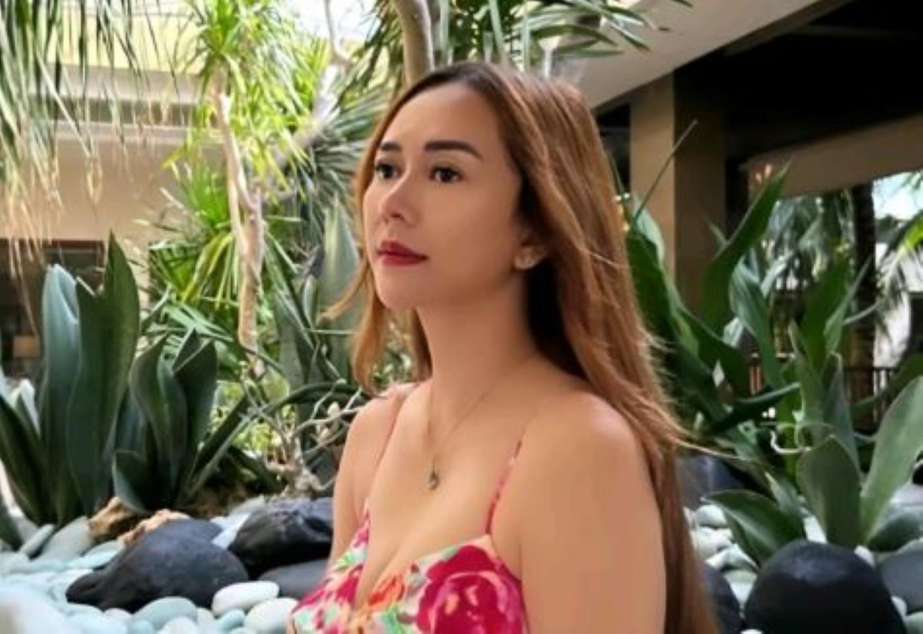 Aura Kasih terseret isu perselingkuhan dengan Ridwan Kamil.