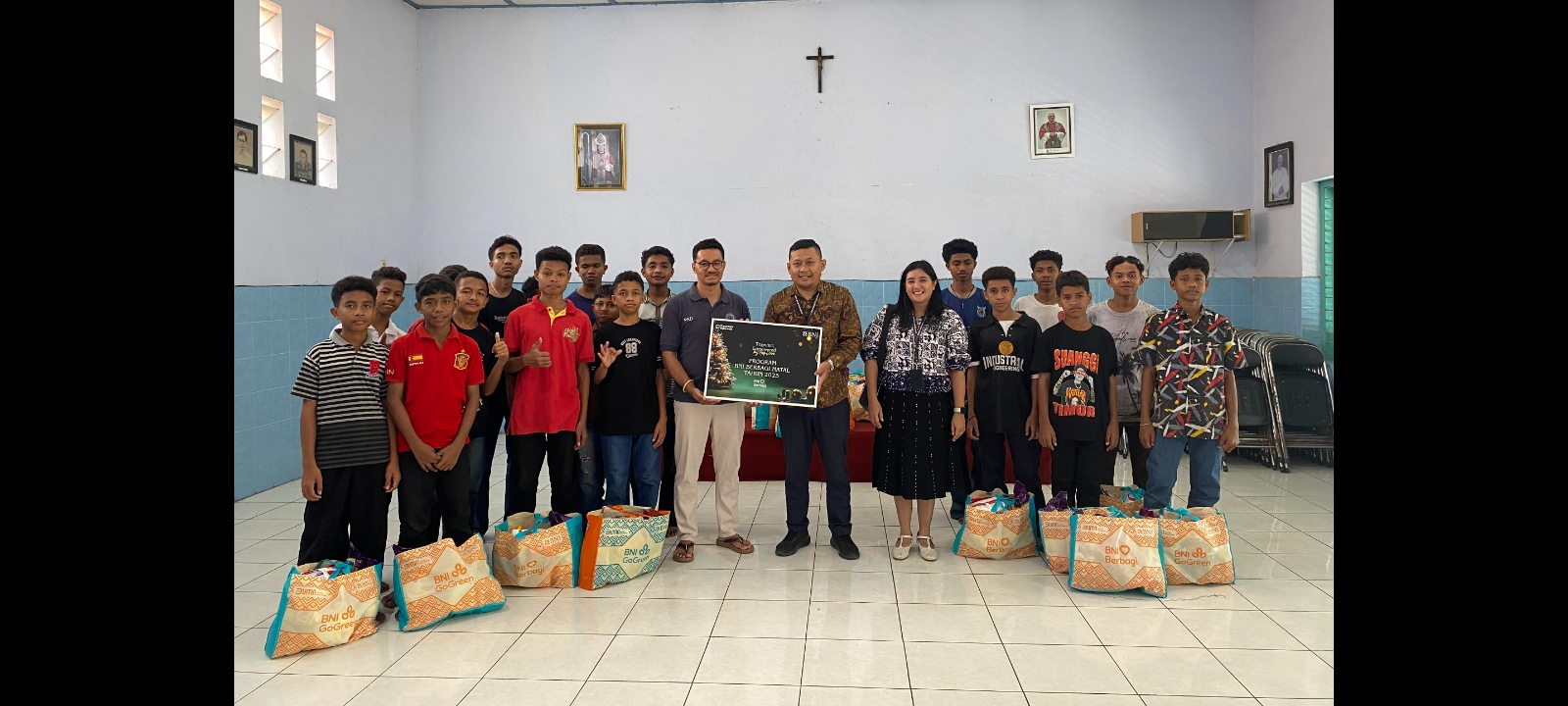 Program Natal BNI 2025 digelar oleh BNI KC Madiun untuk berbagi kepada sesama.