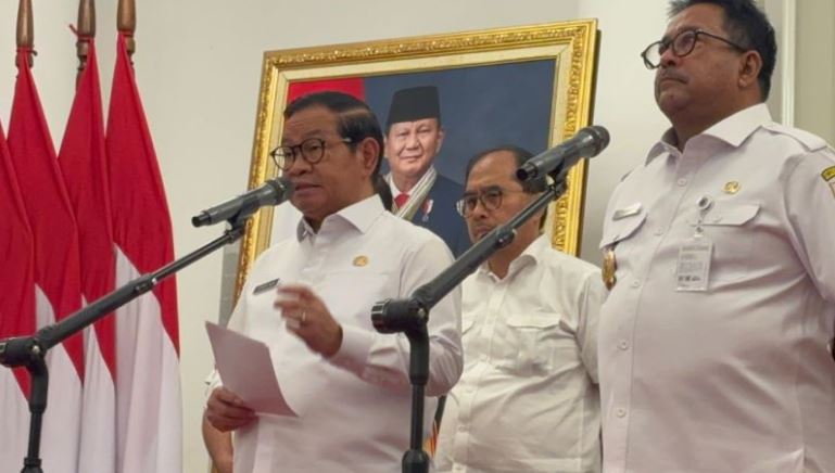 Gubernur DKI Jakarta Pramono Anung Wibowo saat dijumpai di Balai Kota Jakarta, Rabu (24/12).