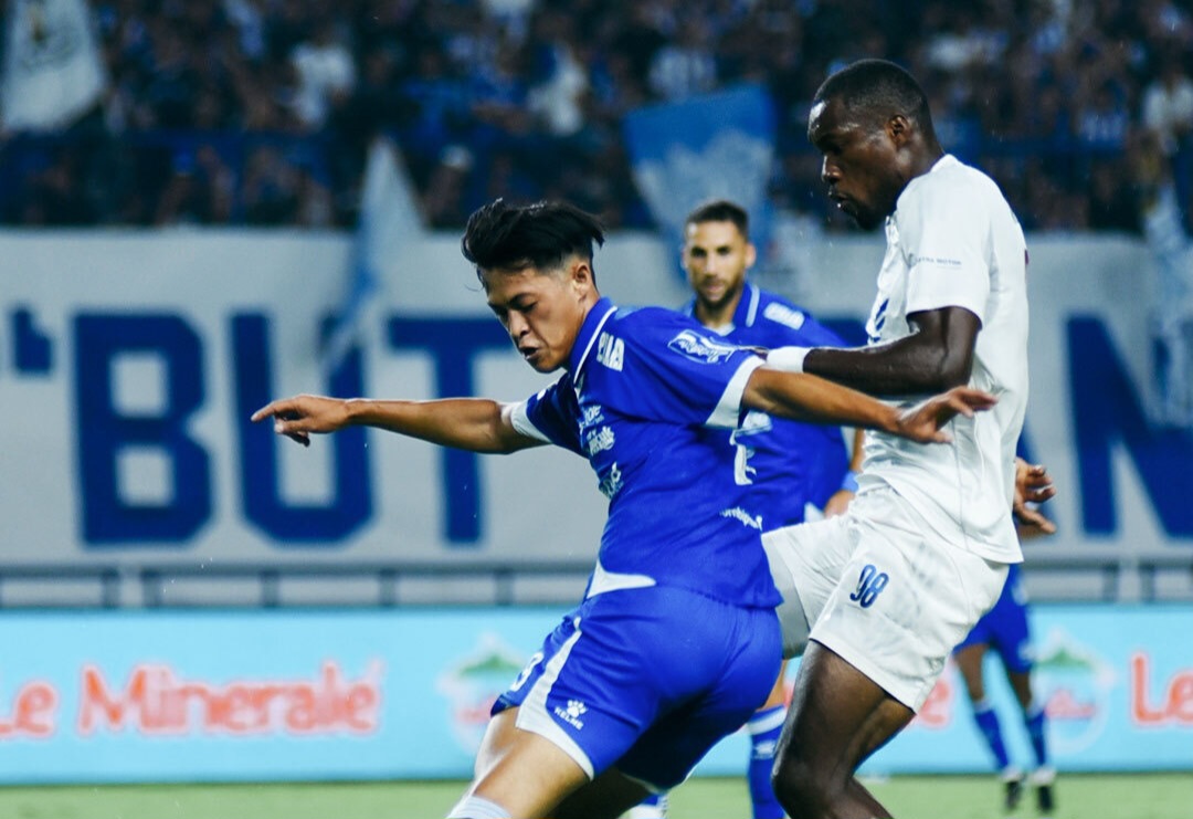 Persib menang tipis 1-0.