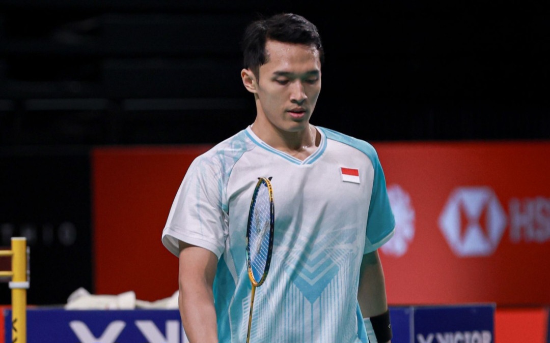 Jonatan Christie finis keempat King Cup 2025 usai kalah dua gim langsung dari Alex Lanier.