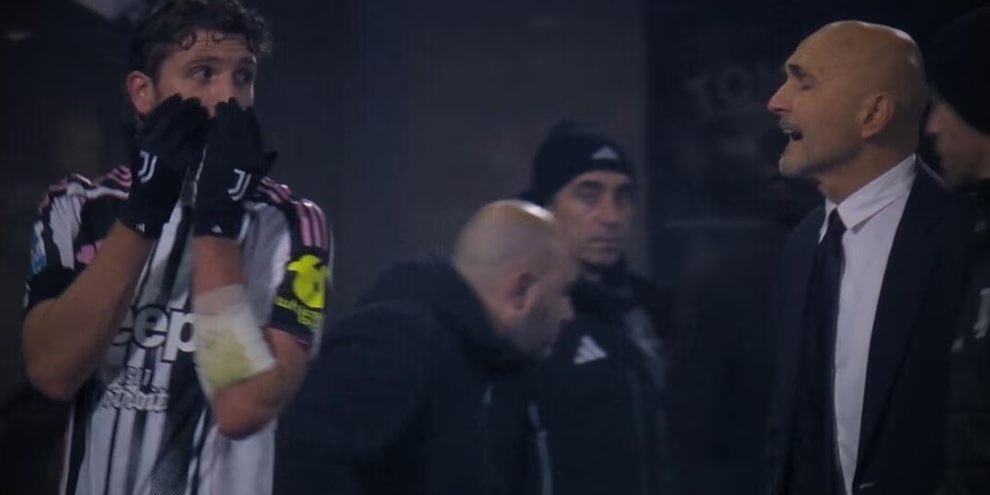 Luciano Spalletti berdebat dengan Locatelli di laga Pisa lawan Juventus.