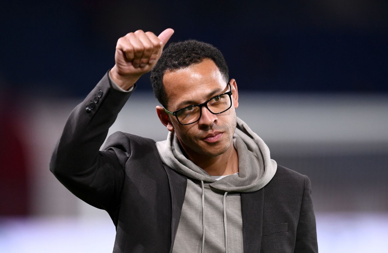 Pelatih Strasbourg Liam Rosenior.
