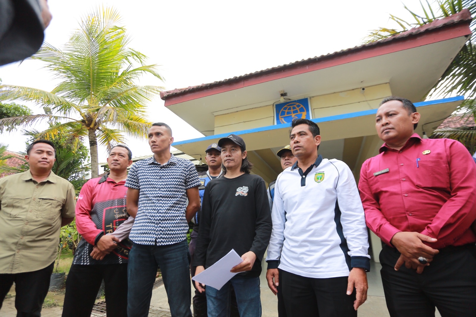 Dinas Perhubungan Kota Madiun memanggil koordinator juru parkir Jalan Jawa untuk klarifikasi penarikan tarif parkir di luar ketentuan, Jumat (2/1). BAGAS BIMANTARA/RADAR MADIUN