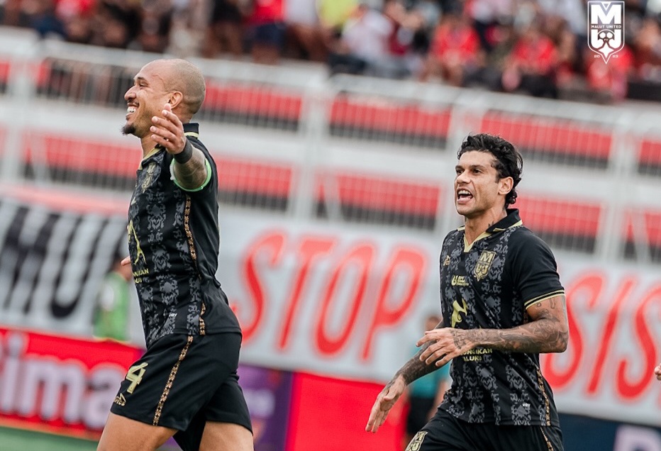 Malut pesta gol 6-2.