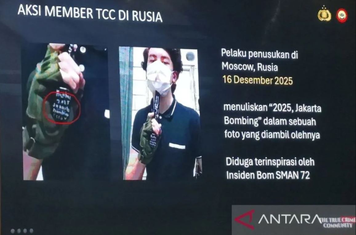 Densus 88 ungkap dugaan inspirasi insiden SMAN 72 dalam penusukan sekolah di Rusia.
