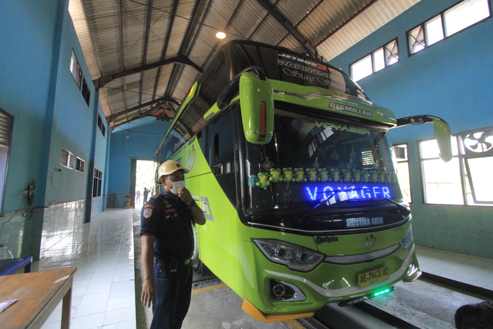 TUTUP SEMENTARA: Layanan uji KIR di Dishub Magetan dihentikan sementara hingga 14 Januari 2026 seiring proses migrasi sistem pengujian kendaraan bermotor nasional. AJI PUTRA/RADAR MAGETAN