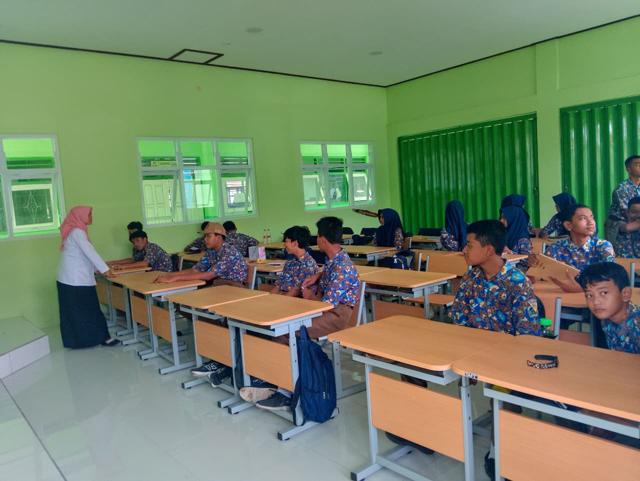PERBAIKAN: Keterbatasan anggaran membuat revitalisasi sekolah di Kabupaten Madiun tahun 2026 harus dilakukan secara selektif. DOK RADAR MADIUN