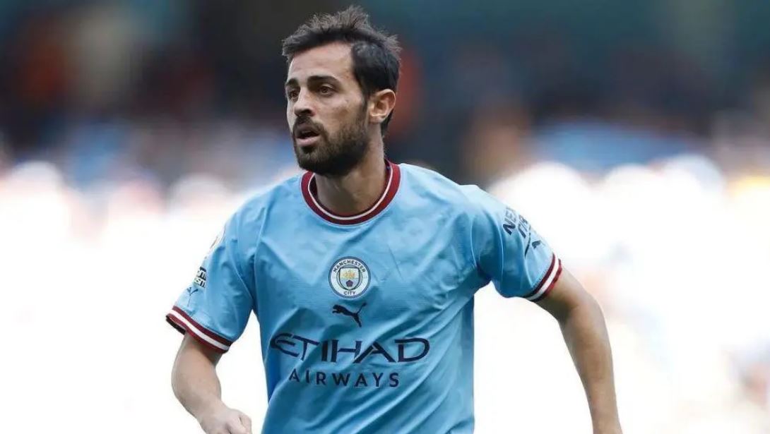 Juventus memburu tanda tangan Bernardo Silva yang akan menjadi pemain bebas transfer.