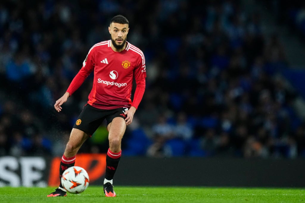 Pemain Manchester United Noussair Mazraoui.