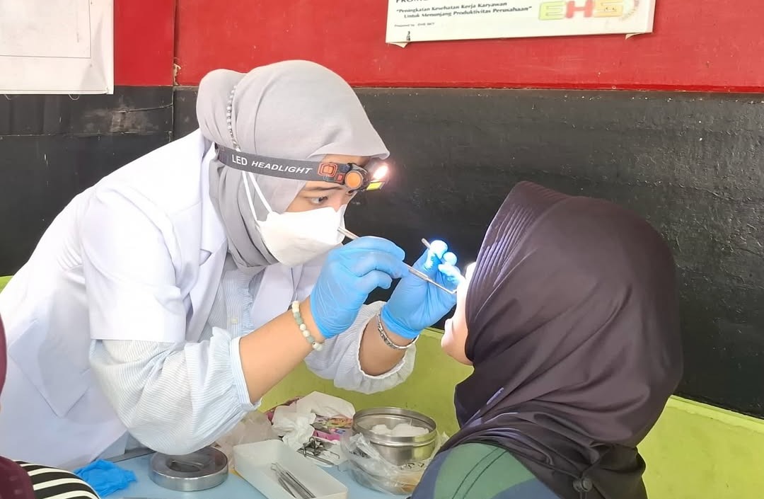 WASPADA: Petugas kesehatan mengimbau masyarakat tetap menerapkan perilaku hidup bersih dan sehat meski kasus super flu belum ditemukan di Pacitan.