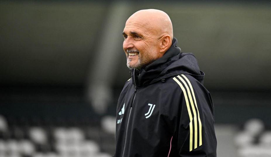 Luciano Spalletti bahas rencana bursa transfer bersama petinggi Juventus.