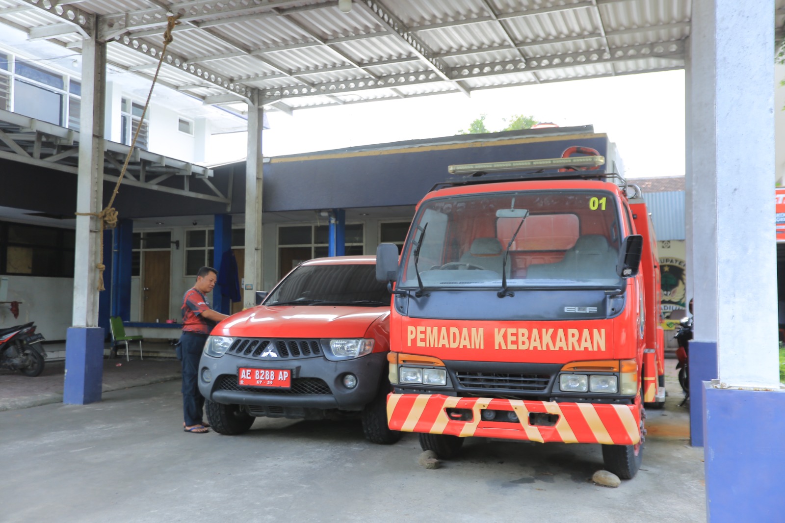 BAKAL DIPINDAH: Pos 2 Damkar Kabupaten Madiun diwacanakan pindah dari lingkungan Pendopo Muda Graha ke wilayah Desa Tiron atau Nglames demi akses lebih lancar. DIAN RAHAYU/RADAR MADIUN