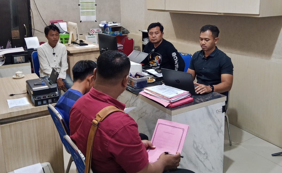 DITANGKAP: Polres Ponorogo bersama Satpol PP dan Damkar mengamankan 23 warga asal Lampung yang menggalang dana yatim piatu menggunakan yayasan palsu. FOTO: ISTIMEWA