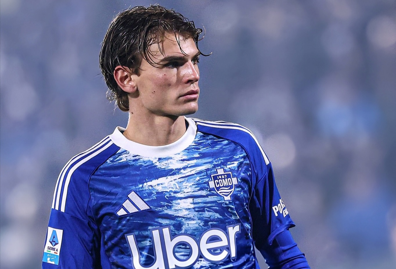 Nico Paz cetak brace.