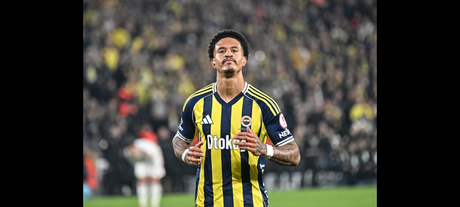 Bek berdarah Indonesia, Jayden Oosterwolde, tampil konsisten bersama Fenerbahce.