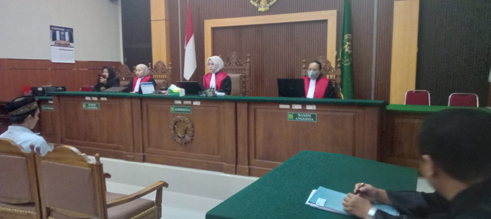 SIDANG VONIS: Pengadilan Negeri Kabupaten Madiun menjatuhkan vonis percobaan dalam perkara pidana khusus lingkungan hidup. FOTO: ISTIMEWA